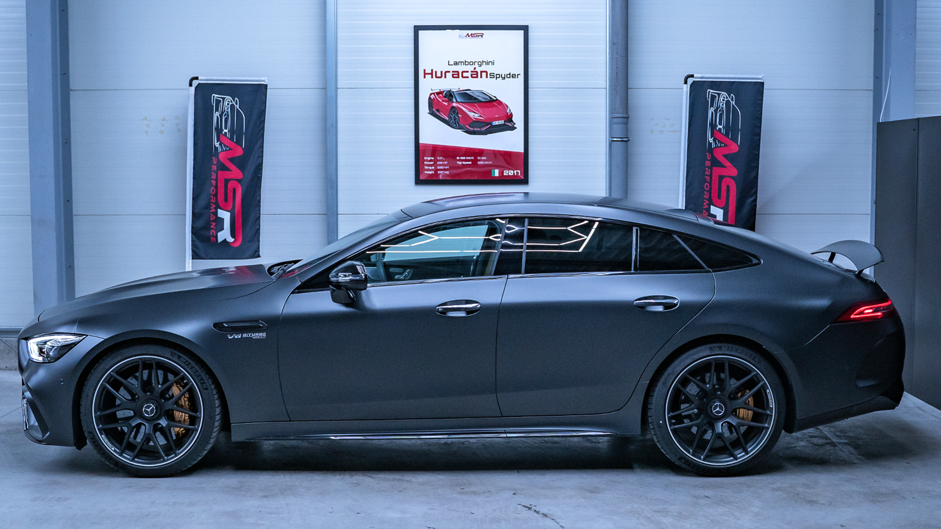 Mercedes GT63s AMG mieten (12 Std.) in Lippstadt