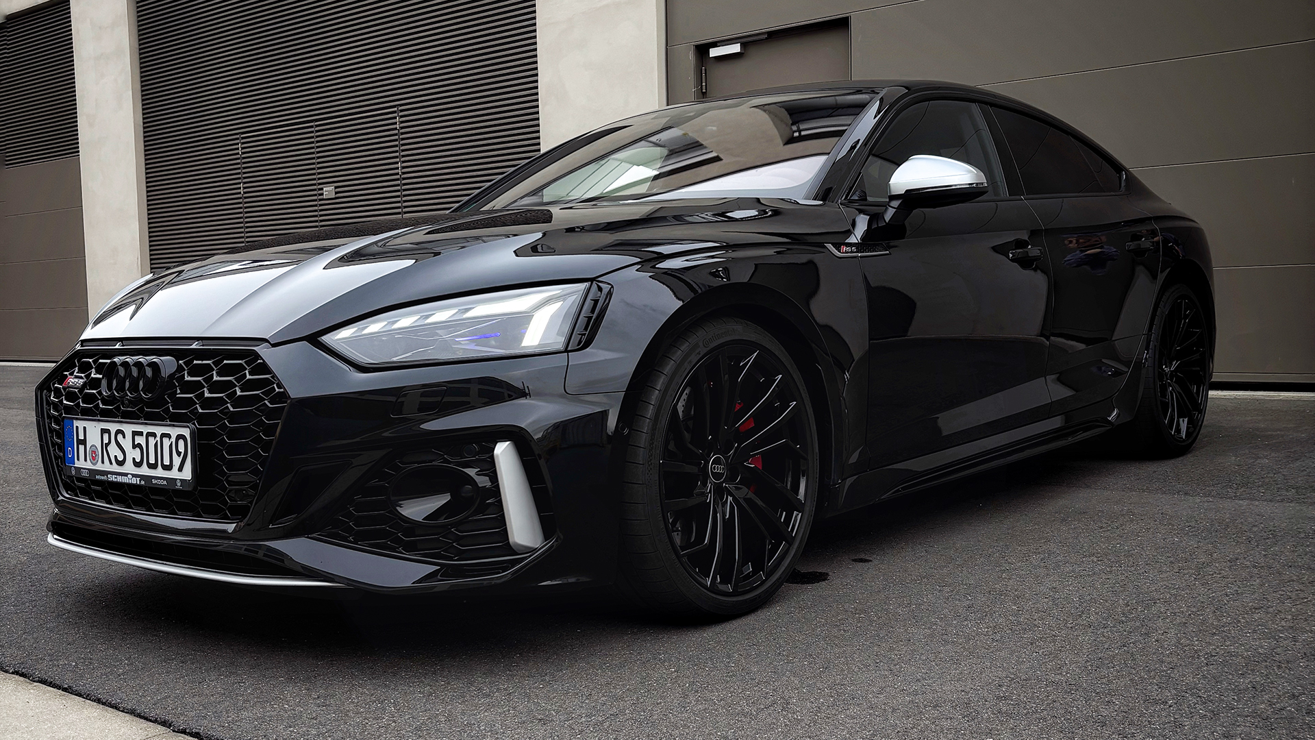 Audi RS5 mieten Neustadt am Rübenberge (8h) – Audi RS5 fahren – Adrenalin auf Knopfdruck in Neutadt am Rübenberge