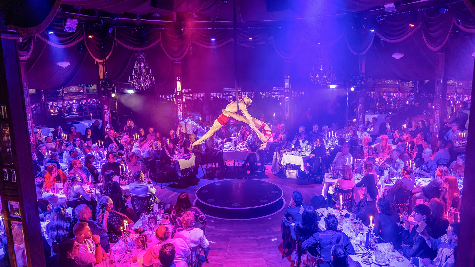 teatro München (Superior Ticket – Tageskategorie A) teatro München (Superior Ticket – Tageskategorie A)