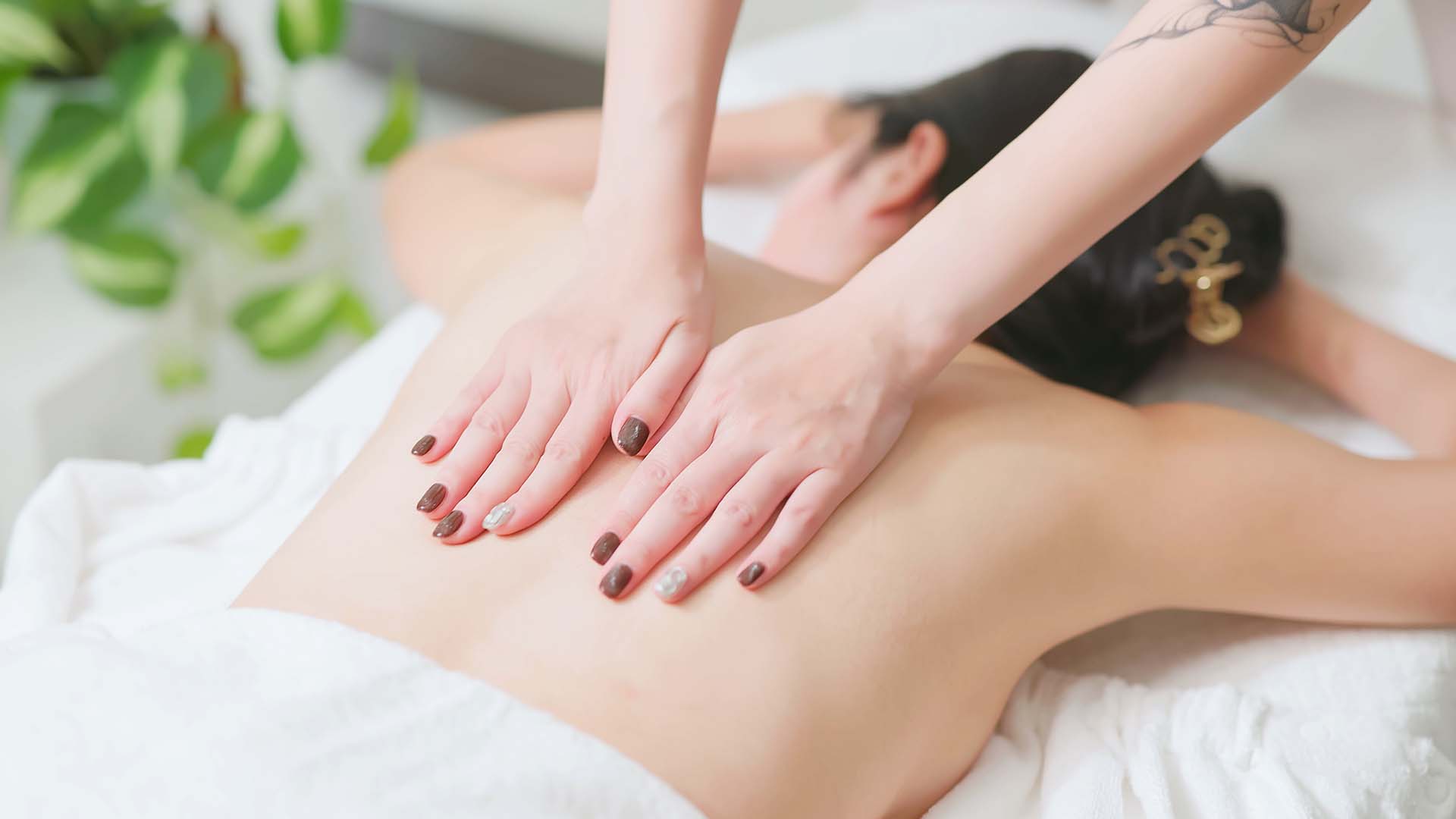 Ganzkörpermassage Norderstedt – Tiefenentspannung erleben – Massagekunst in Norderstedt
