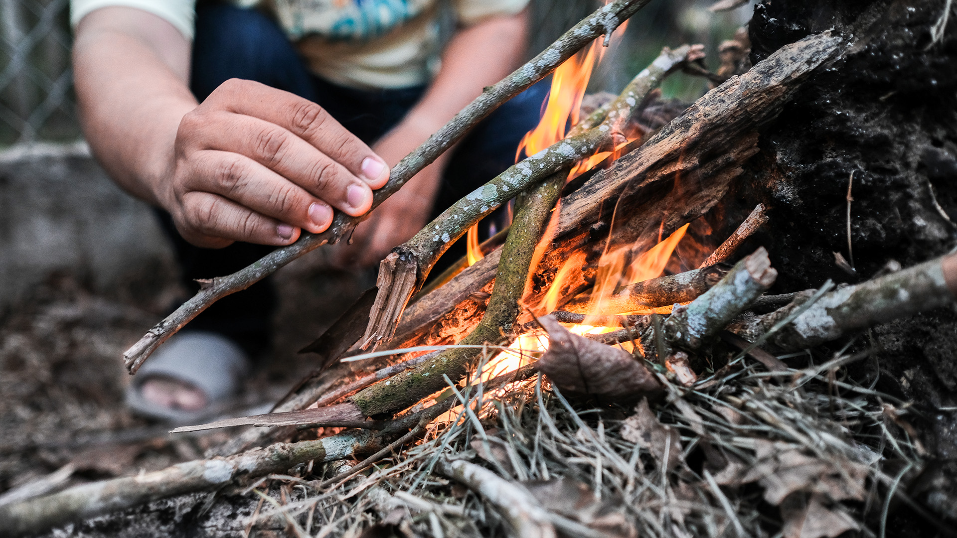 Survival Kurs Dettmannsdorf (Feuer und Schutz)