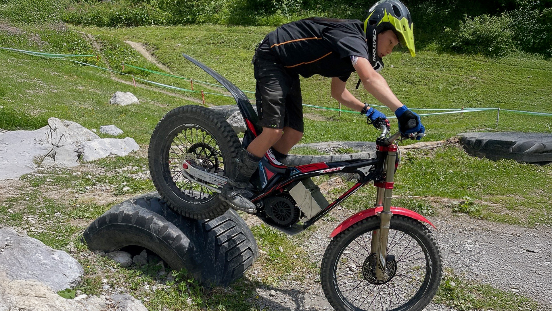 E-Trial fahren Stuben am Arlberg (20 Min.) E-Trial fahren Stuben am Arlberg (20 Min.)