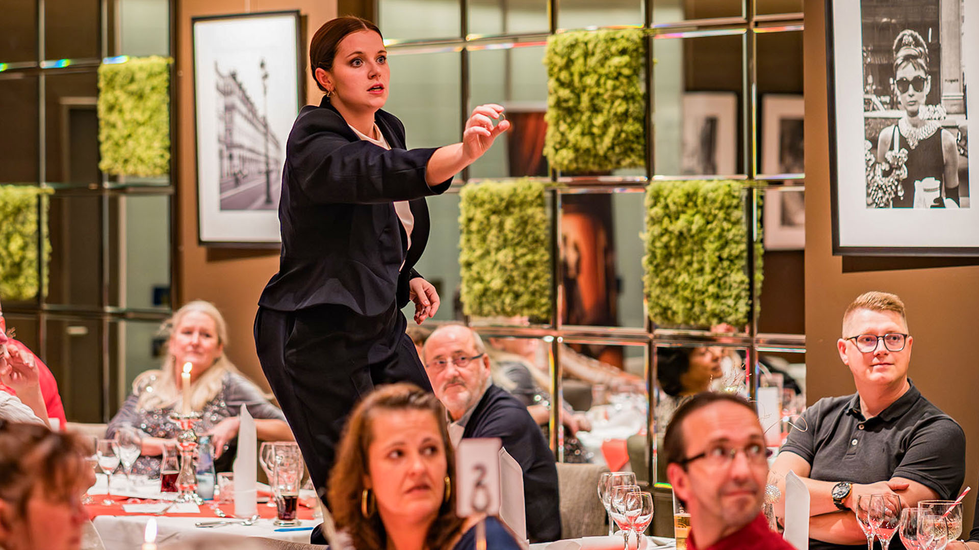 Krimi, Dinner und Theater Hannover