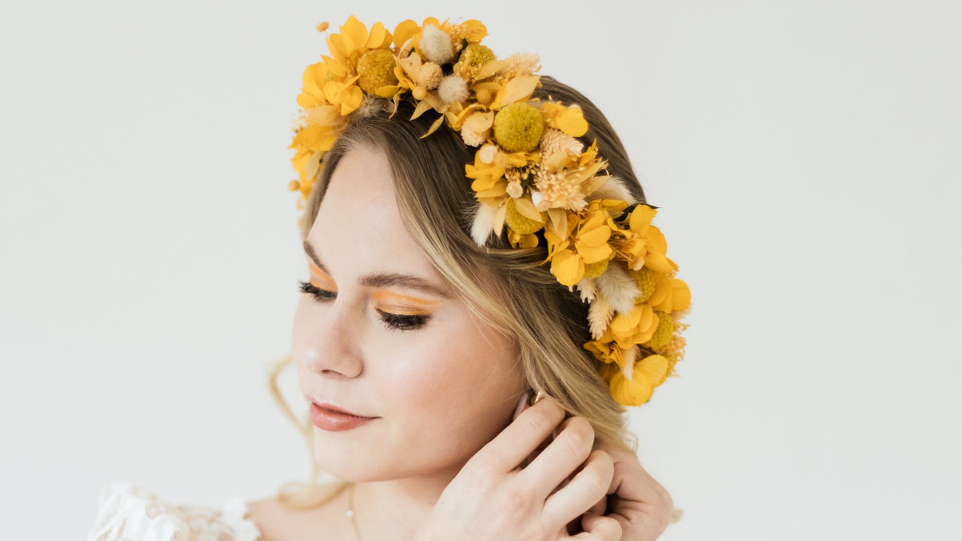 Haarkranz aus Trockenblumen selber machen Rostock