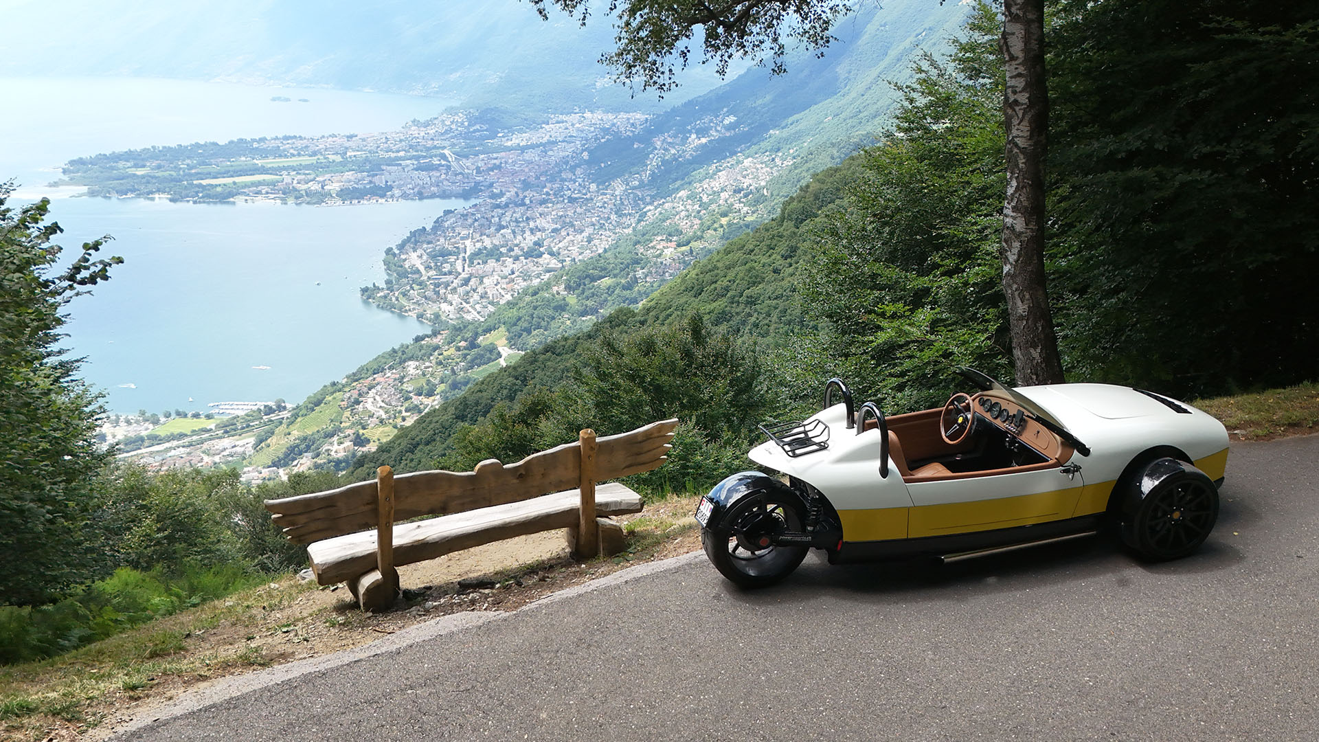 Vanderhall Roadster Fahrt ab Locarno (Day Ride 8h)
