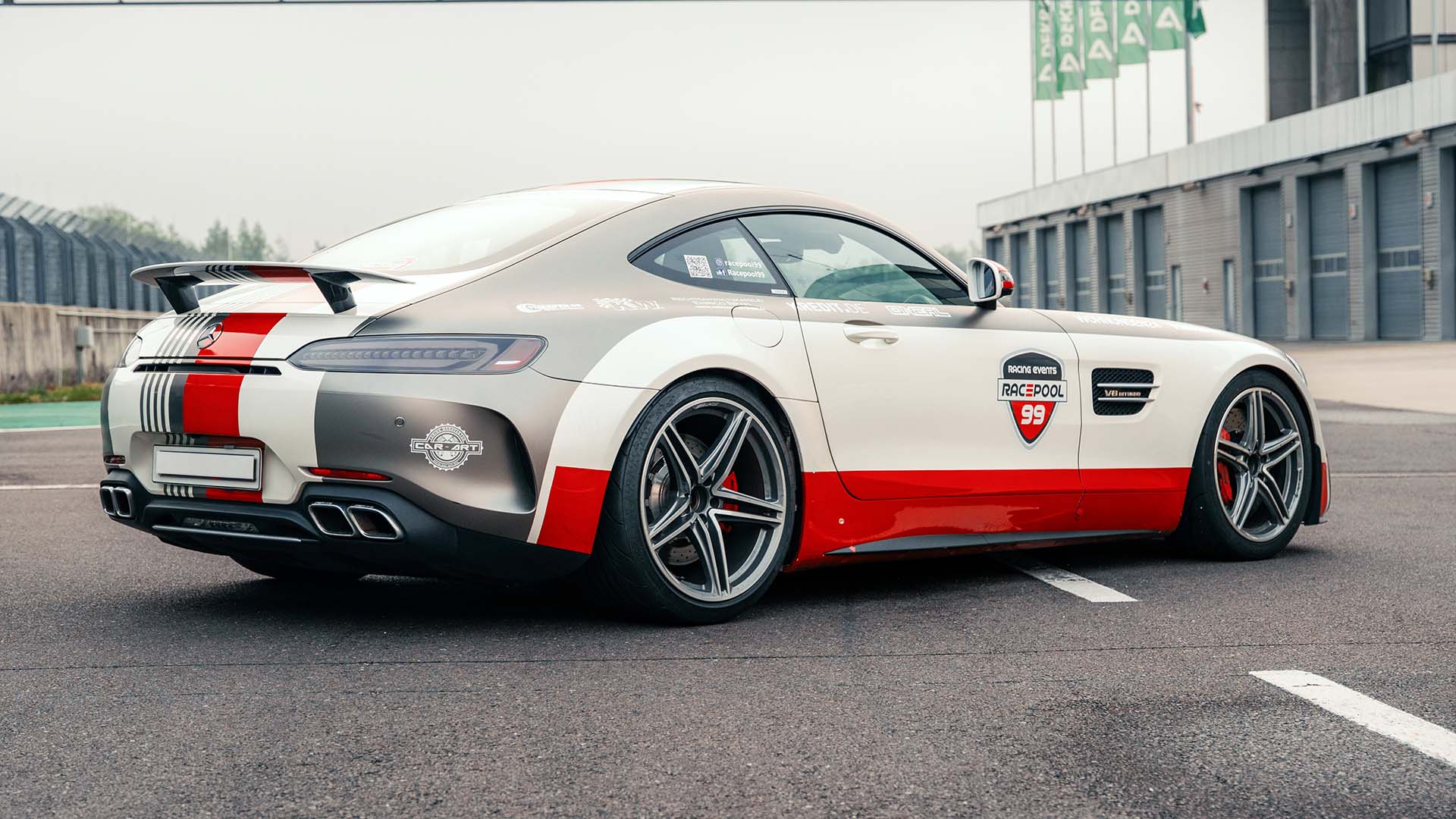 Mercedes AMG selber fahren ab 14 Jahre (2 Rd.) in Oschersleben (Bode)