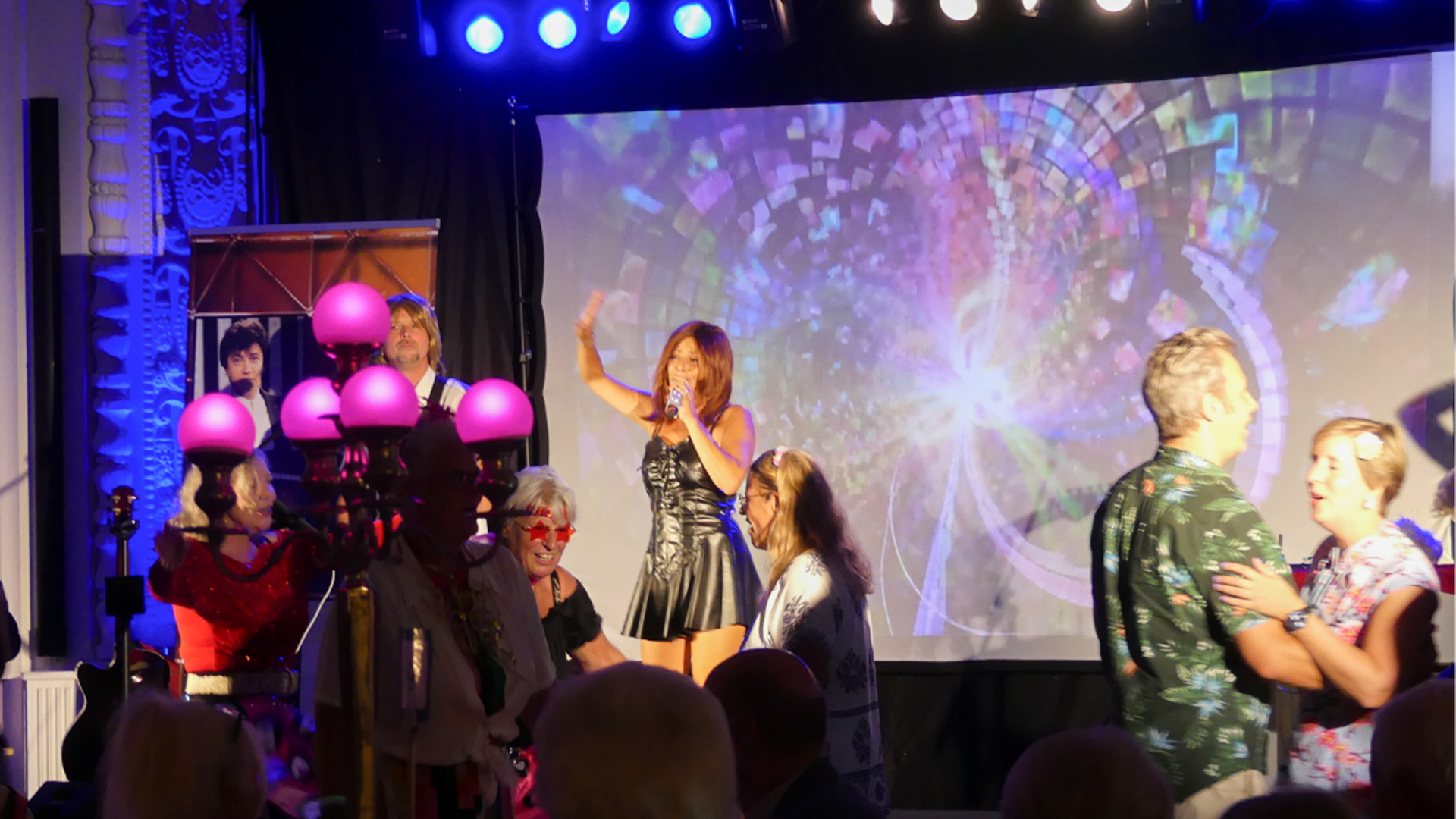 Das perfekte Schlager Dinner Köln