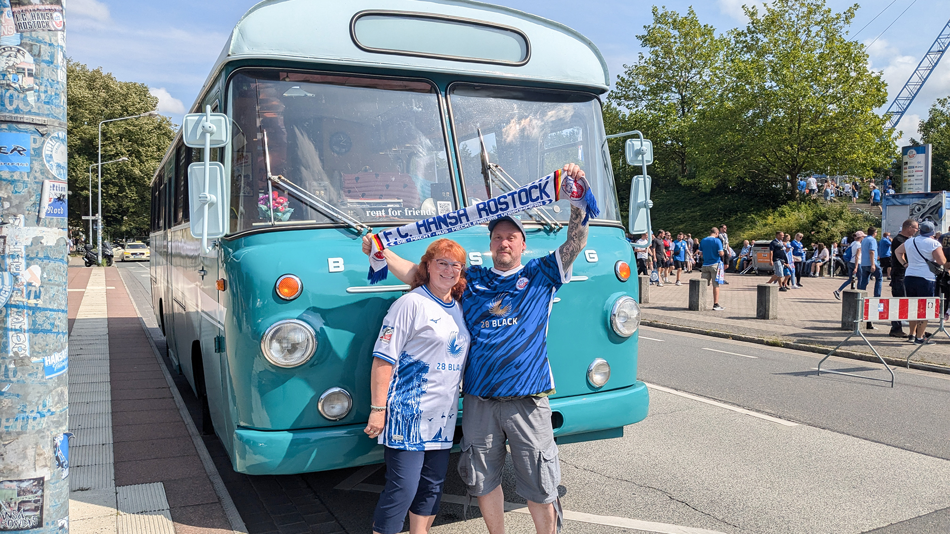 Weintour mit Oldtimerbus für 2 Rostock (2 Std.)