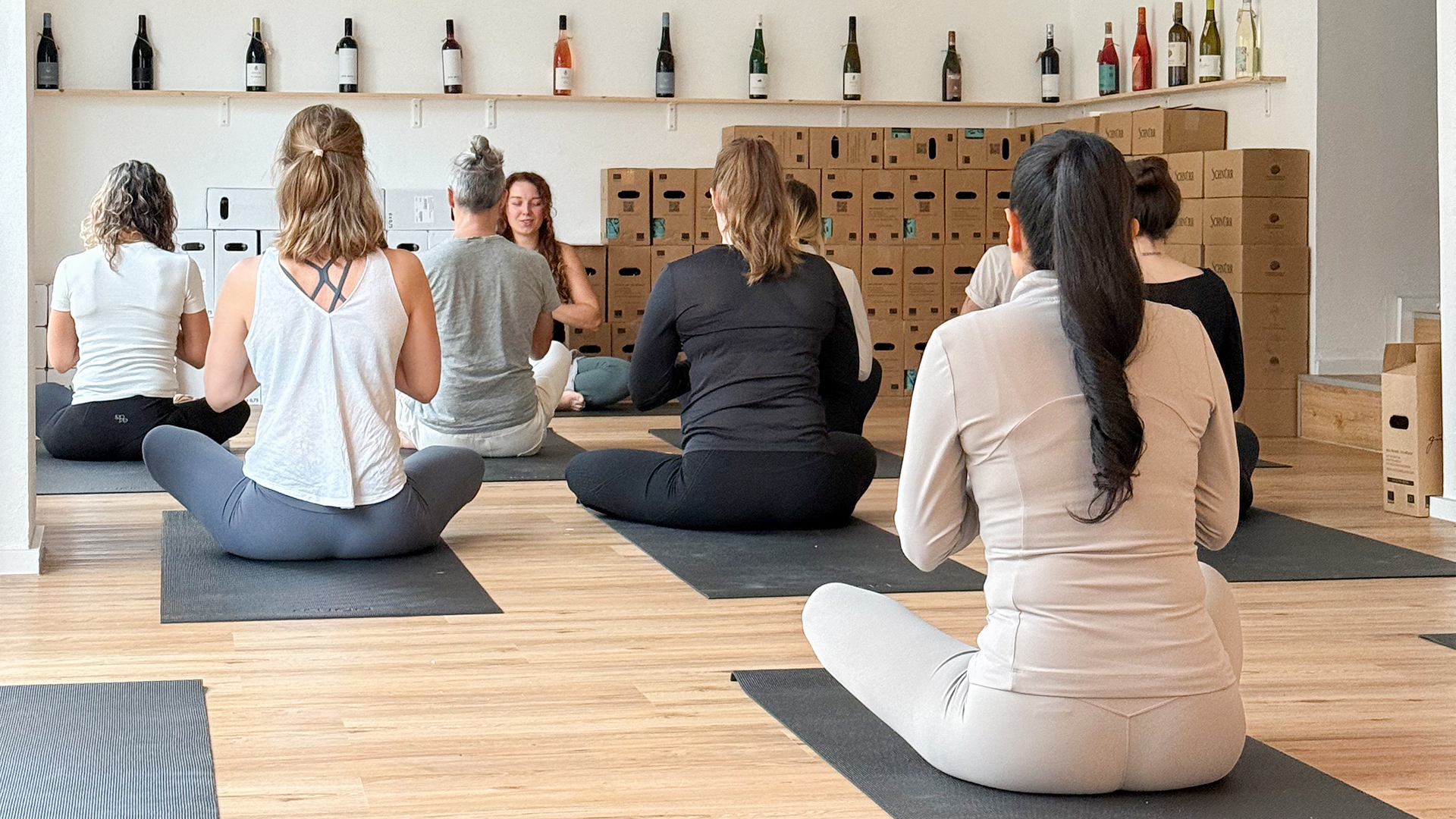Yoga, Paint & Wine Köln