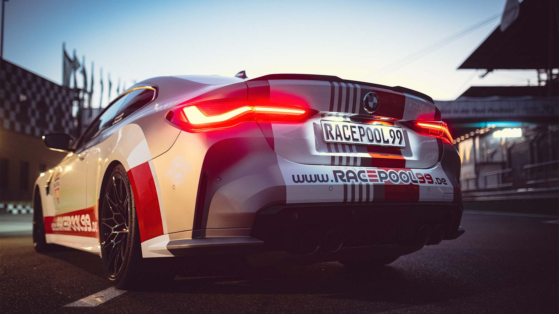 BMW M3 Rennstreckentraining Templin (3 Personen) BMW M3 Rennstreckentraining Templin (3 Personen)