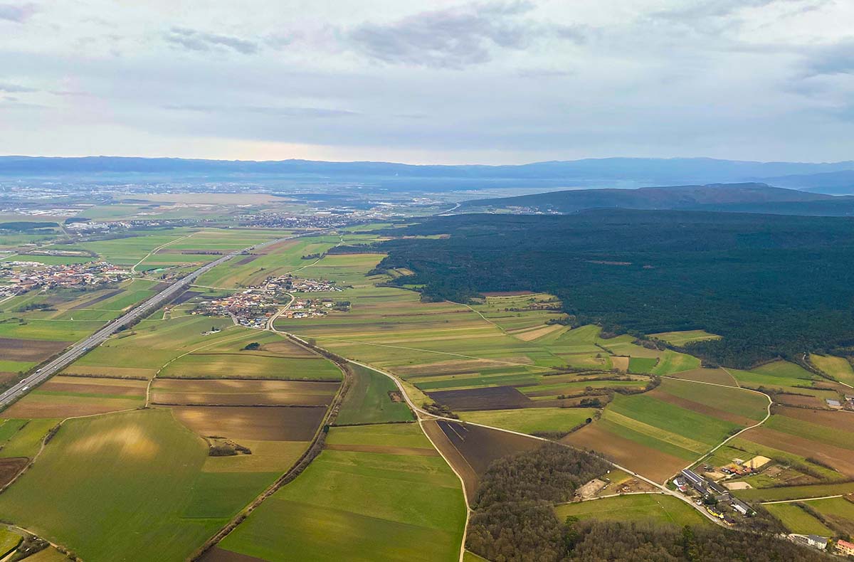 Hubschrauber Rundflug Kottingbrunn (20 M... Hubschrauber Rundflug Kottingbrunn (20 M...