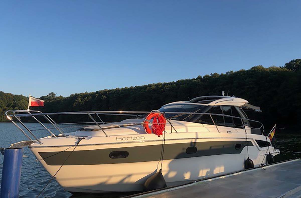 Motoryacht Waren (Fun Cruise - 4 Std.) Motoryacht Waren (Fun Cruise - 4 Std.)