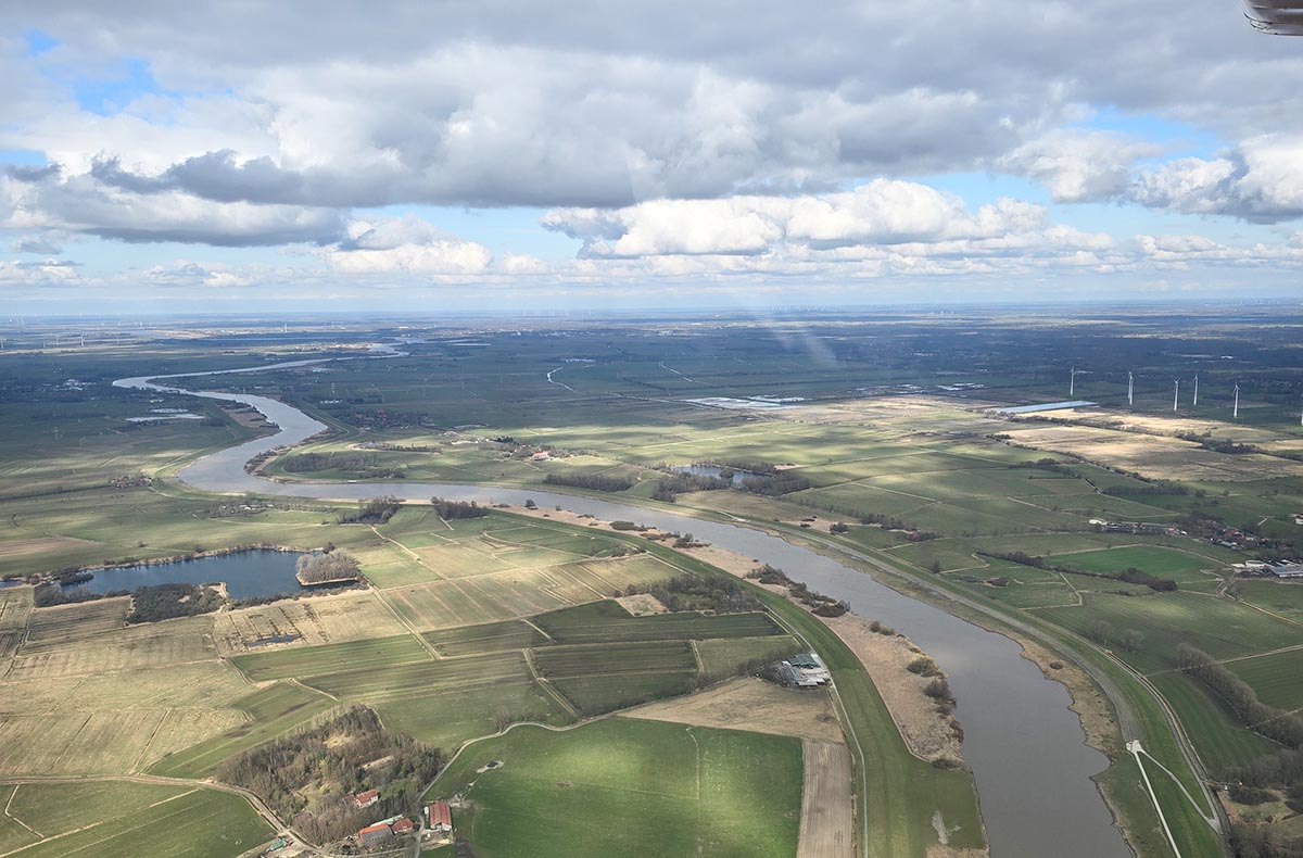 Rundflug Ultraleichtflugzeug Leer (30 Mi...