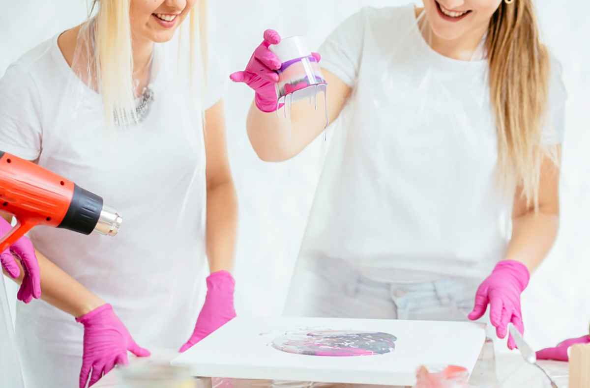 Acrylic Pouring Workshop Hemmingen - Farben fließen, Kreativität blüht: Pouring erleben!