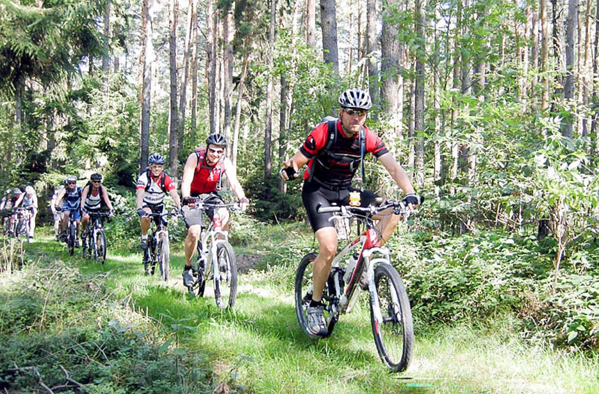 2 Tag(e) Aktivurlaub mit Mountainbike Tour Viechtach (1 Nacht) inkl. Halbpension 2 Tag(e) Aktivurlaub mit Mountainbike Tour Viechtach (1 Nacht) inkl. Halbpension