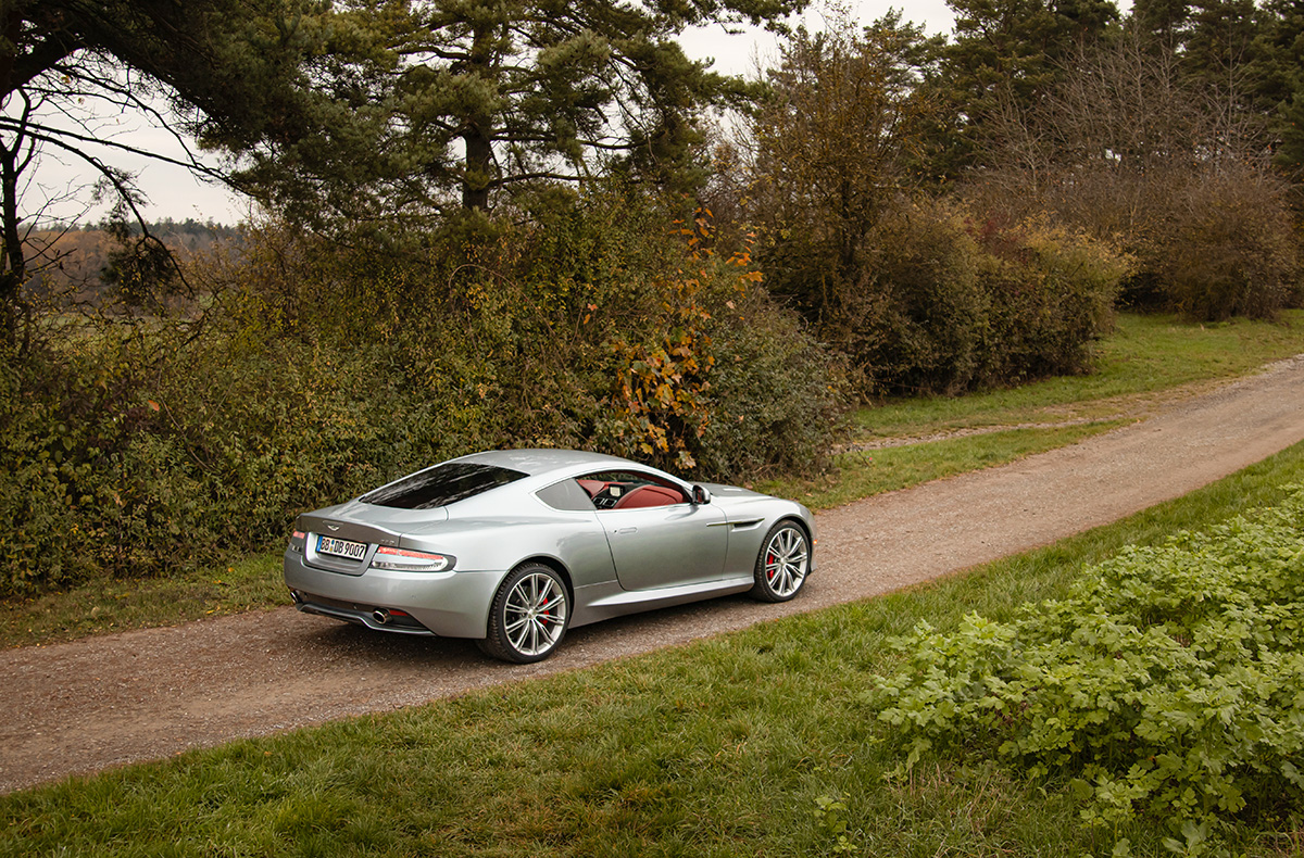 Aston Martin mieten Weil der Stadt (30 Min.) - Aston Martin DB9 V12 fahren – pure Motorpower!