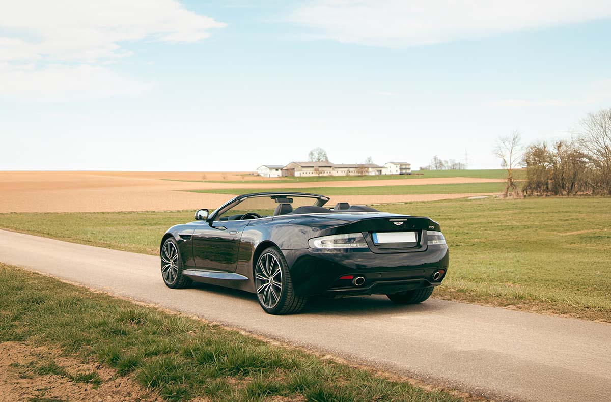 Aston Martin Volante mieten Weil der Stadt (8 Std.) Aston Martin Volante mieten Weil der Stadt (8 Std.)