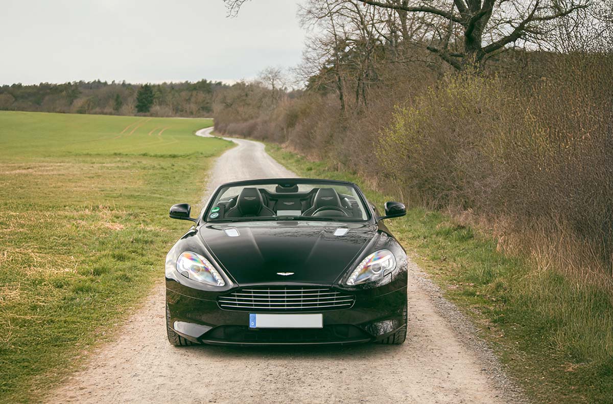 Aston Martin Volante mieten Weil der Stadt (8 Std.) Aston Martin Volante mieten Weil der Stadt (8 Std.)