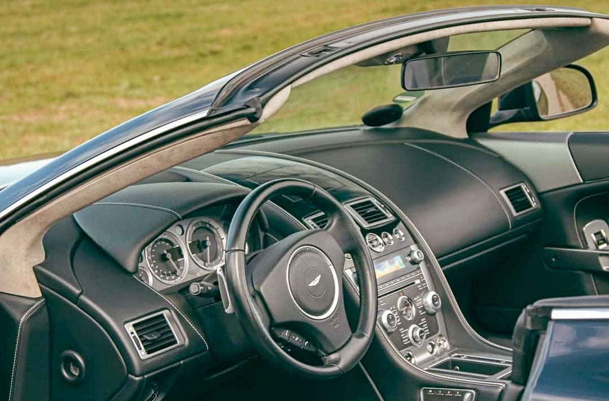 Aston Martin Volante mieten Weil der Stadt (8 Std.) Aston Martin Volante mieten Weil der Stadt (8 Std.)