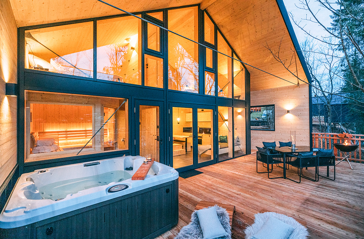 Außergewöhnlich Übernachten im Baumch... Außergewöhnlich Übernachten im Baumch...