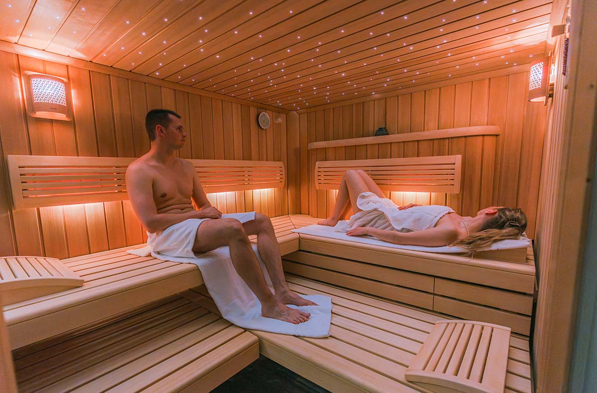 2 Tag(e) Außergewöhnlich Übernachten in der Spa Suite für 2 (1 Nacht) in Luzern 2 Tag(e) Außergewöhnlich Übernachten in der Spa Suite für 2 (1 Nacht) in Luzern