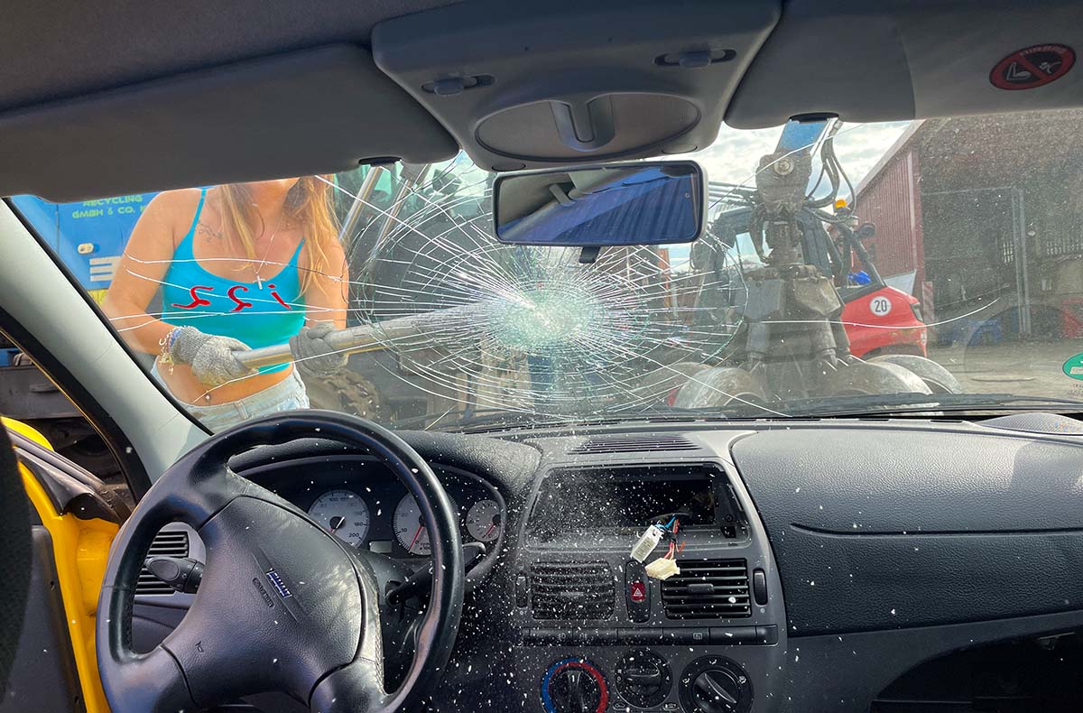 Auto zertrümmern Nürnberg