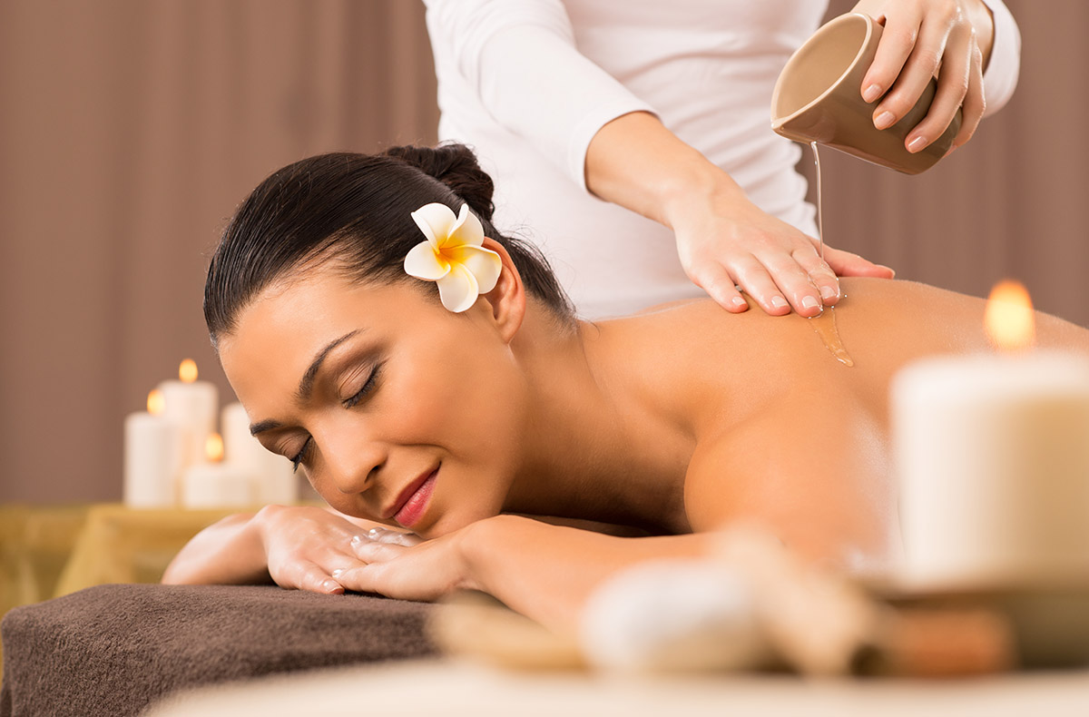 Ayurveda Massage Deluxe mit Fussmassage