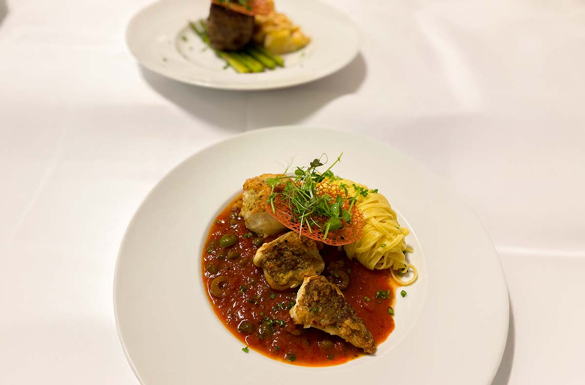 Candle-Light Dinner für 2 Eichenzell (3-Gang-Menü) - Romantik trifft Genuss: Candle-Light-Dinner in Eichenzell Candle-Light Dinner für 2 Eichenzell (3-Gang-Menü) - Romantik trifft Genuss: Candle-Light-Dinner in Eichenzell