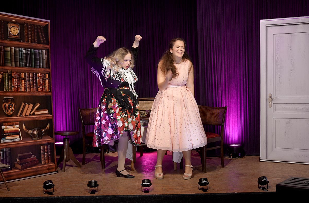 Comedy Dinner Show Schotten - Comedy Dinner Genuss trifft scharfen Humor