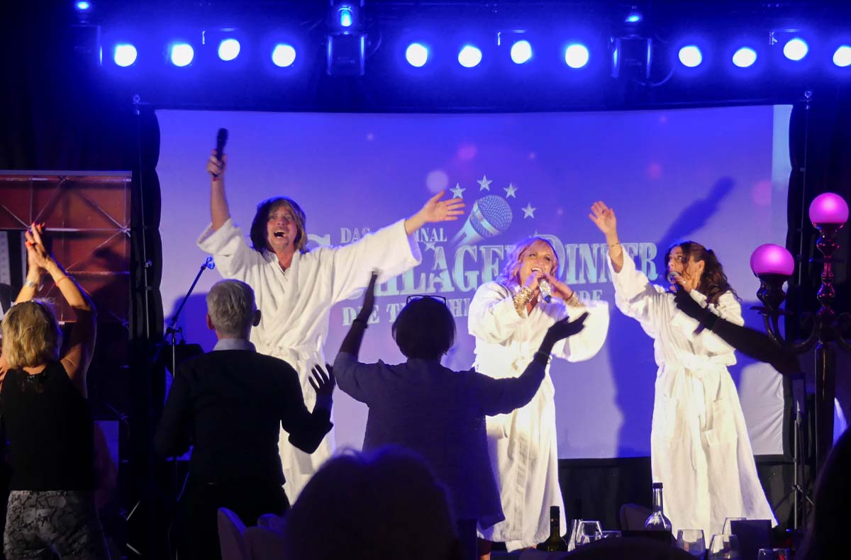 Das perfekte Schlager Dinner Aalen - Jetzt erleben!