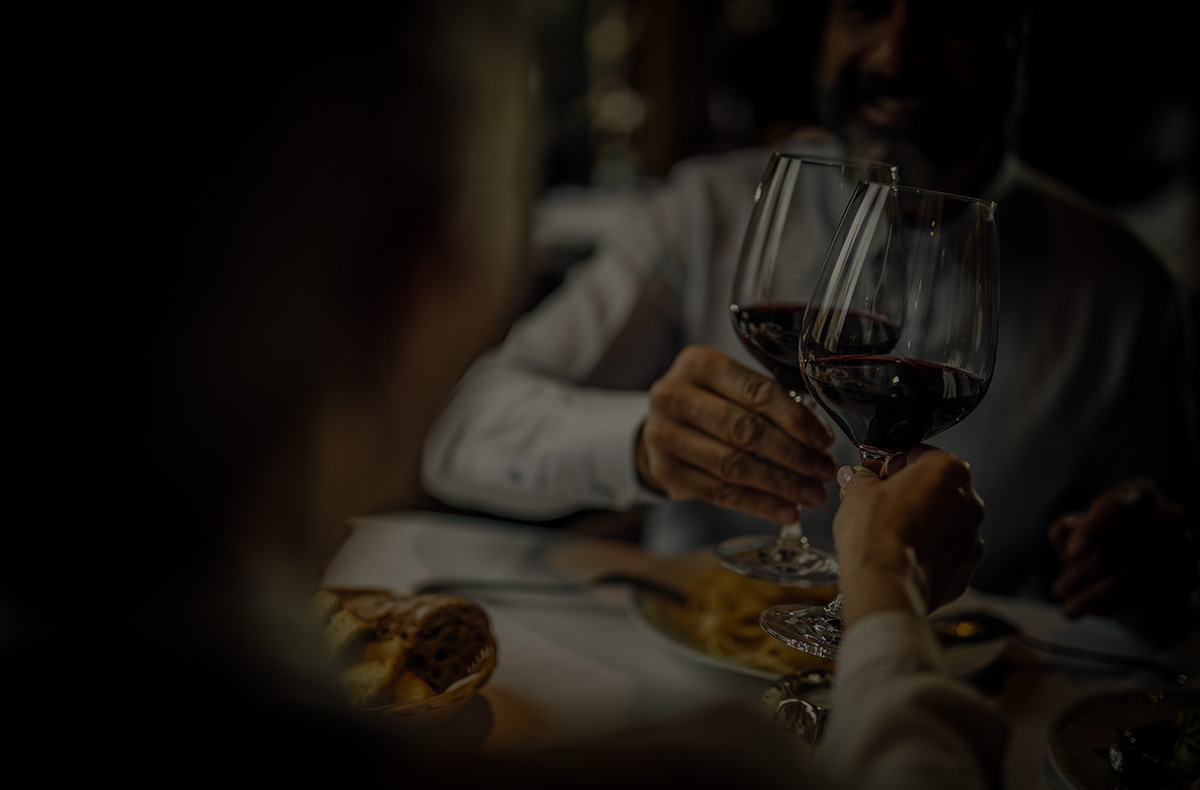 Dinner in the Dark für 2 München - Licht aus für helle Begeisterung! in München - Nymphenburg Dinner in the Dark für 2 München - Licht aus für helle Begeisterung! in München - Nymphenburg