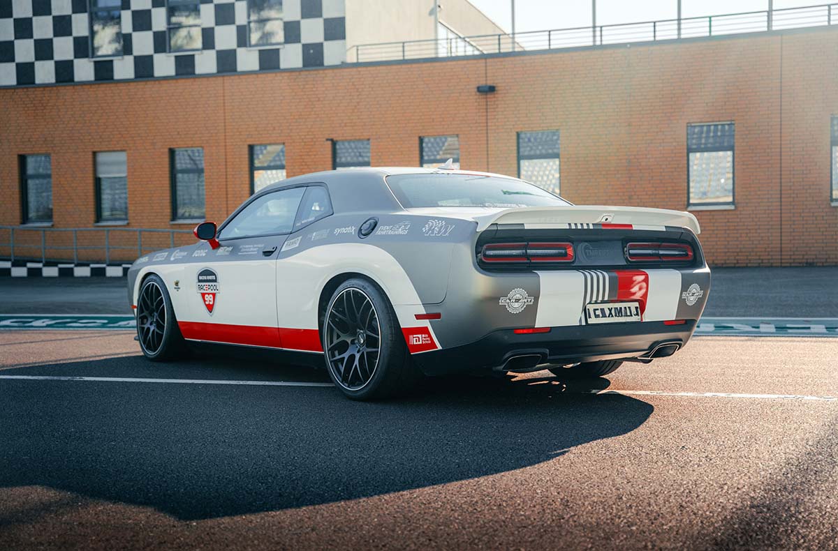 Dodge Challenger Rennstreckentraining (10 Runden) - V8 Adrenalin auf der Rennstrecke in Schönwald,Templin,Oberlungwitz,Schipkau Klettwitz,Oscherslebe und weitere Orte! Dodge Challenger Rennstreckentraining (10 Runden) - V8 Adrenalin auf der Rennstrecke in Schönwald,Templin,Oberlungwitz,Schipkau Klettwitz,Oscherslebe und weitere Orte!