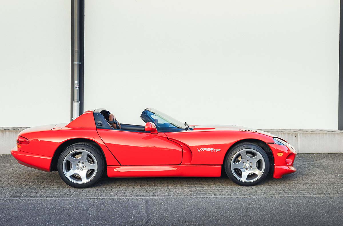 Dodge Viper RT/10 fahren Weil der Stadt (8 Std.) - Acht Stunden V10 Adrenalin