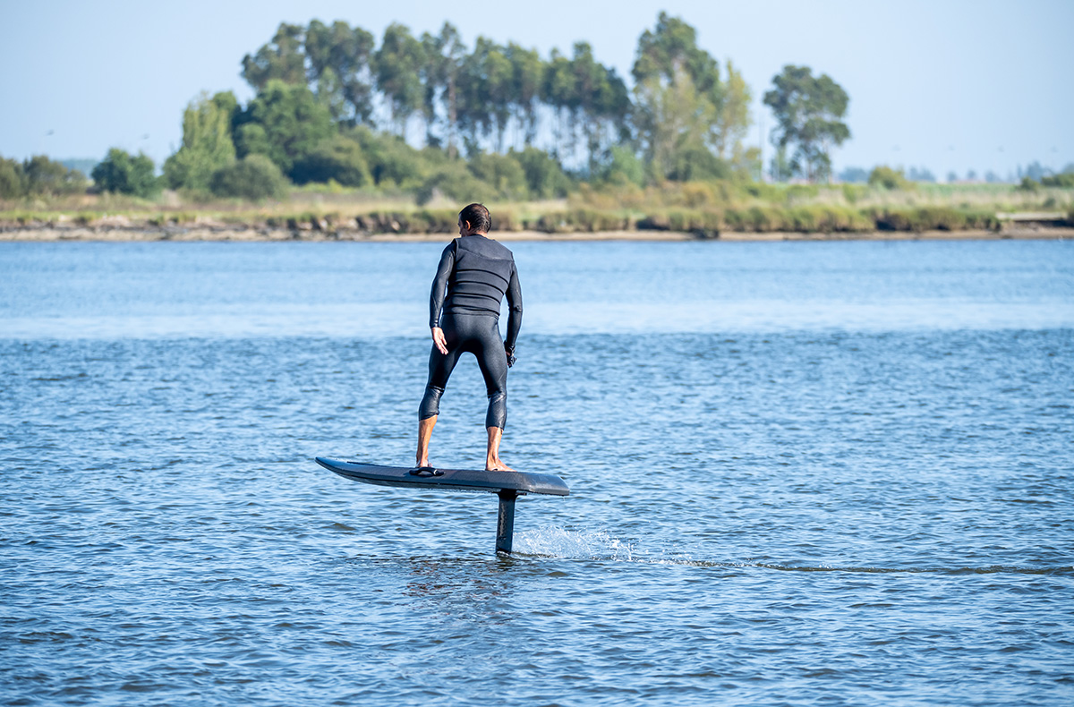 E-Foiling (2 Std.) - Wellen und Wind? Mit dem E-Foil geht´s auch ohne! in Hamburg,Kiel,Berlin