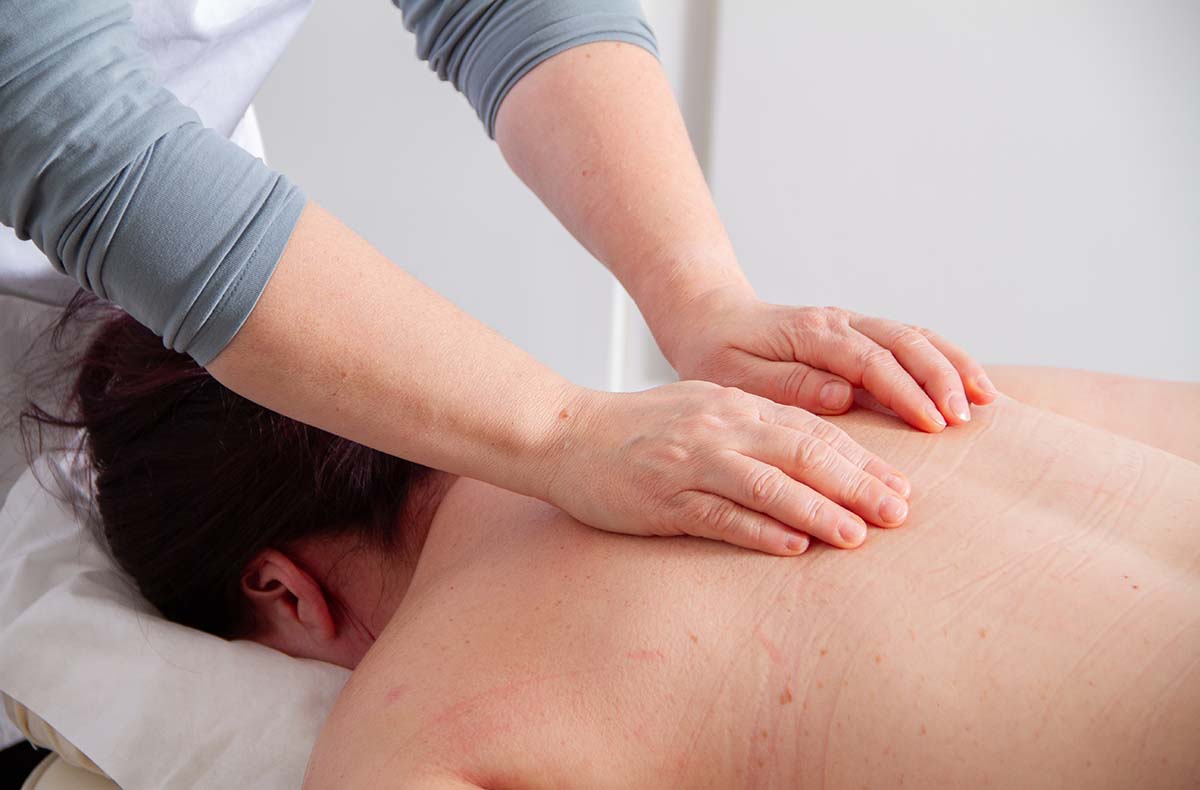 Edelsteinmassage Pfyn... Edelsteinmassage Pfyn...