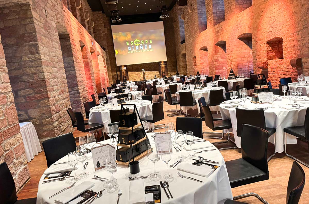 Escape Dinner - Rätselhafter Genuss: Dinner trifft Detektivspiel in Osthofen,Neustadt an der Weinstraße,Hannover,Rieden,Iserlohn,Fulda,Mülheim-Kär und weitere Orte!