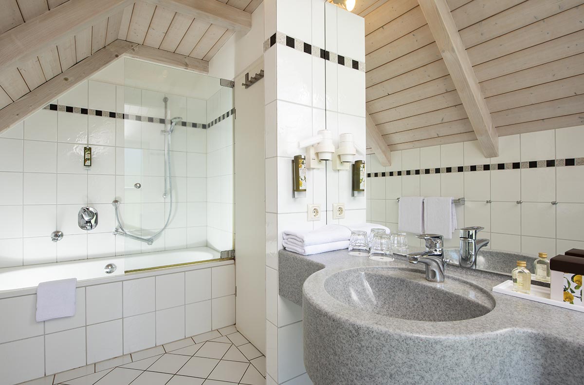 Familienurlaub Rheinsberg-Kleinzerlang für 4 (2 Nächte) Familienurlaub Rheinsberg-Kleinzerlang für 4 (2 Nächte)