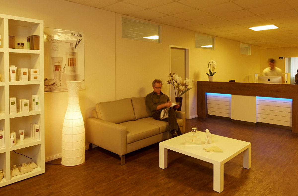 Floating & Massage - Würselen... Floating & Massage - Würselen...