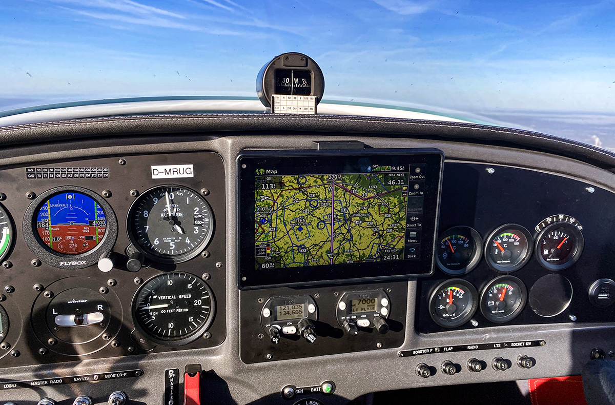 Flugzeug fliegen Crashkurs Herzogenaurach (45 Min.) Flugzeug fliegen Crashkurs Herzogenaurach (45 Min.)