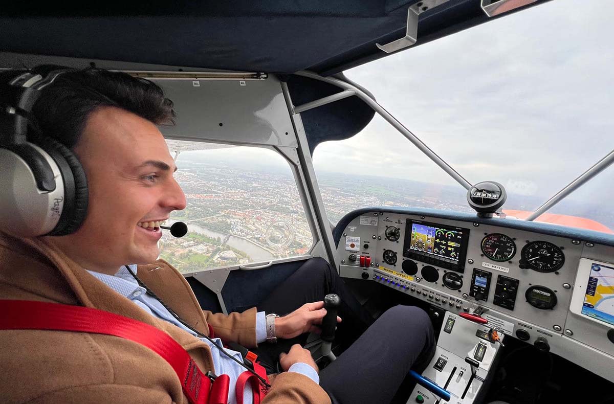 Flugzeug Rundflug Magdeburg (2,5 Std.) S... Flugzeug Rundflug Magdeburg (2,5 Std.) S...