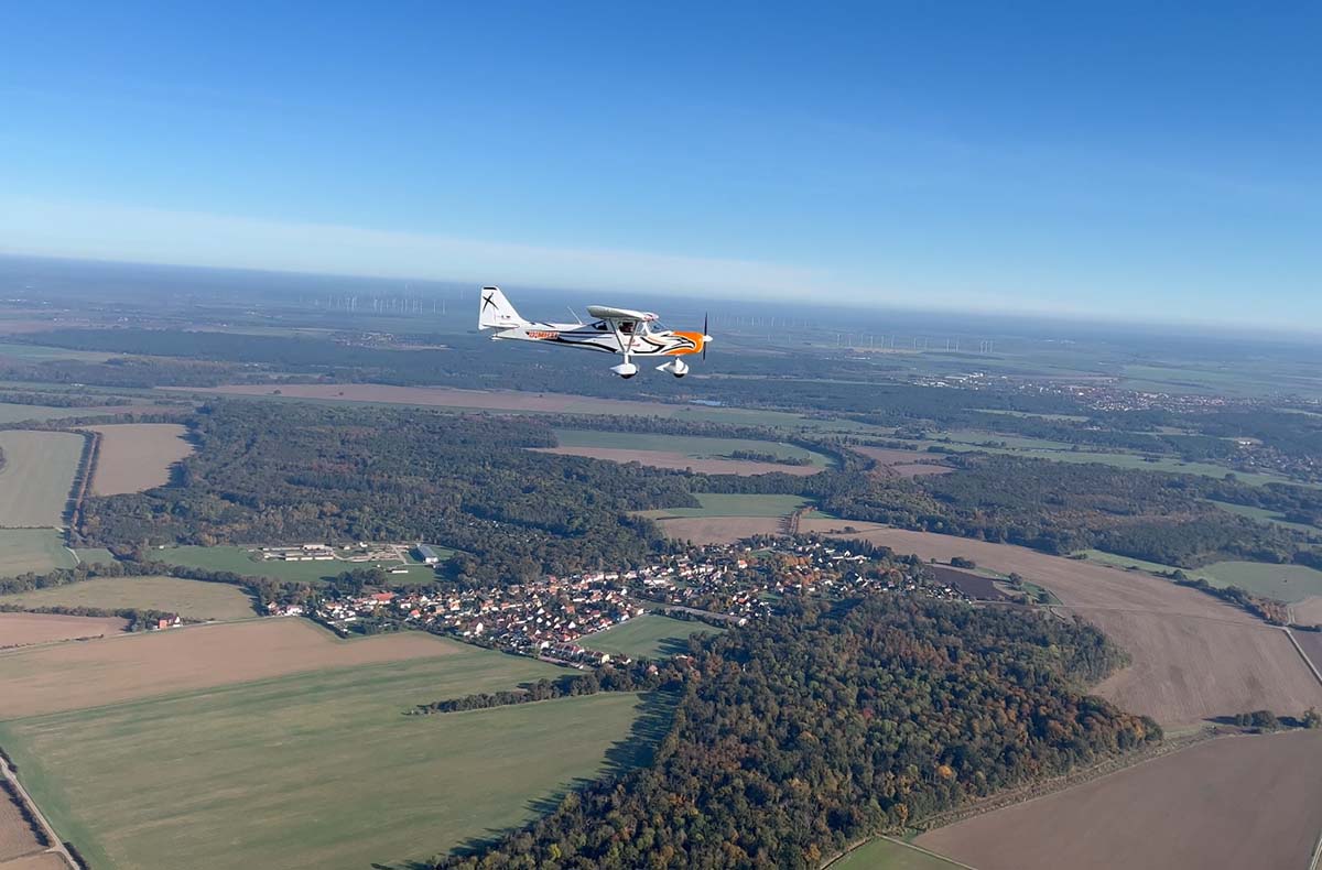 Flugzeug Rundflug Magdeburg (2,5 Std.) S... Flugzeug Rundflug Magdeburg (2,5 Std.) S...