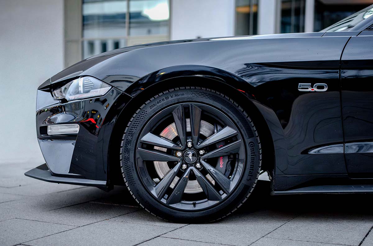 Ford Mustang 5.0 V8 mieten Freilassing (Wochenende) Ford Mustang 5.0 V8 mieten Freilassing (Wochenende)