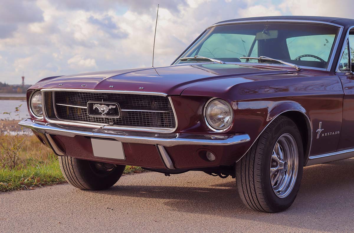 Ford Mustang Oldtimer fahren (2 Std.) Wees