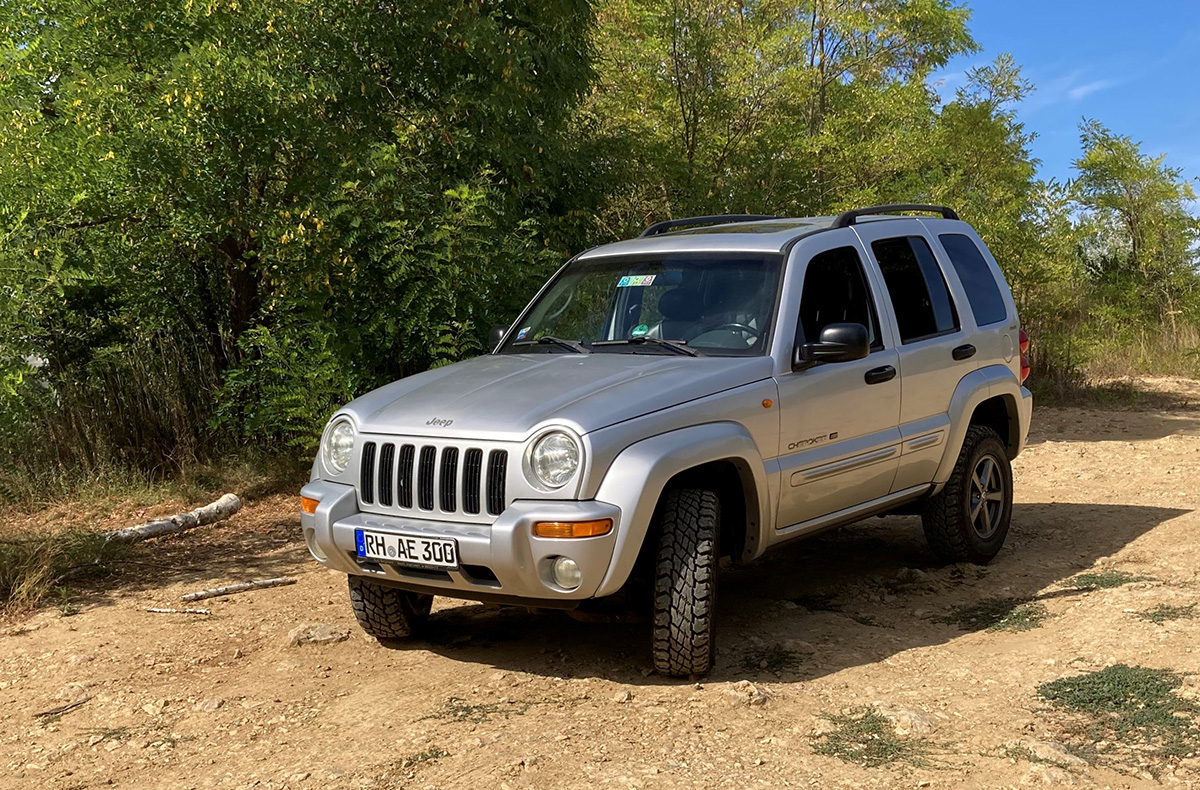 Geländewagen offroad fahren (Jeep Cherokee KJ) Großmehring