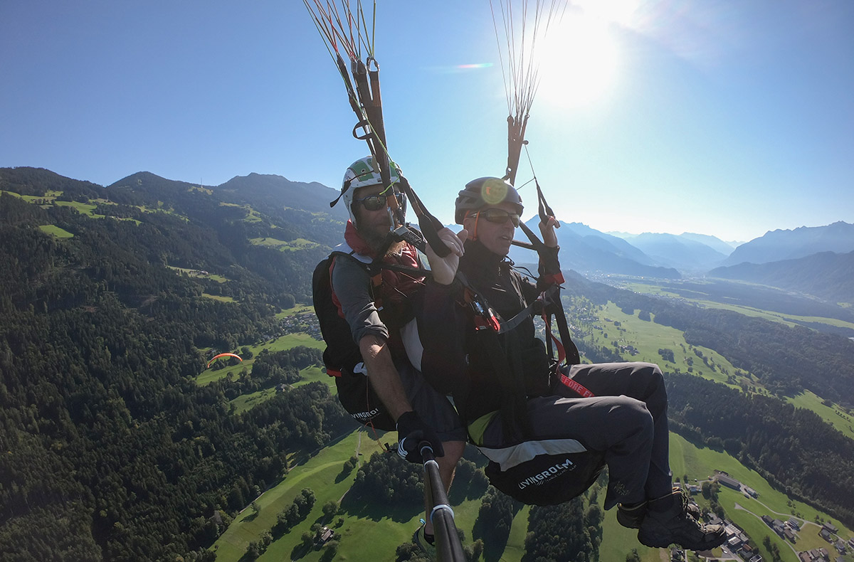 Gleitschirm Tandemflug Bartholomäberg V...