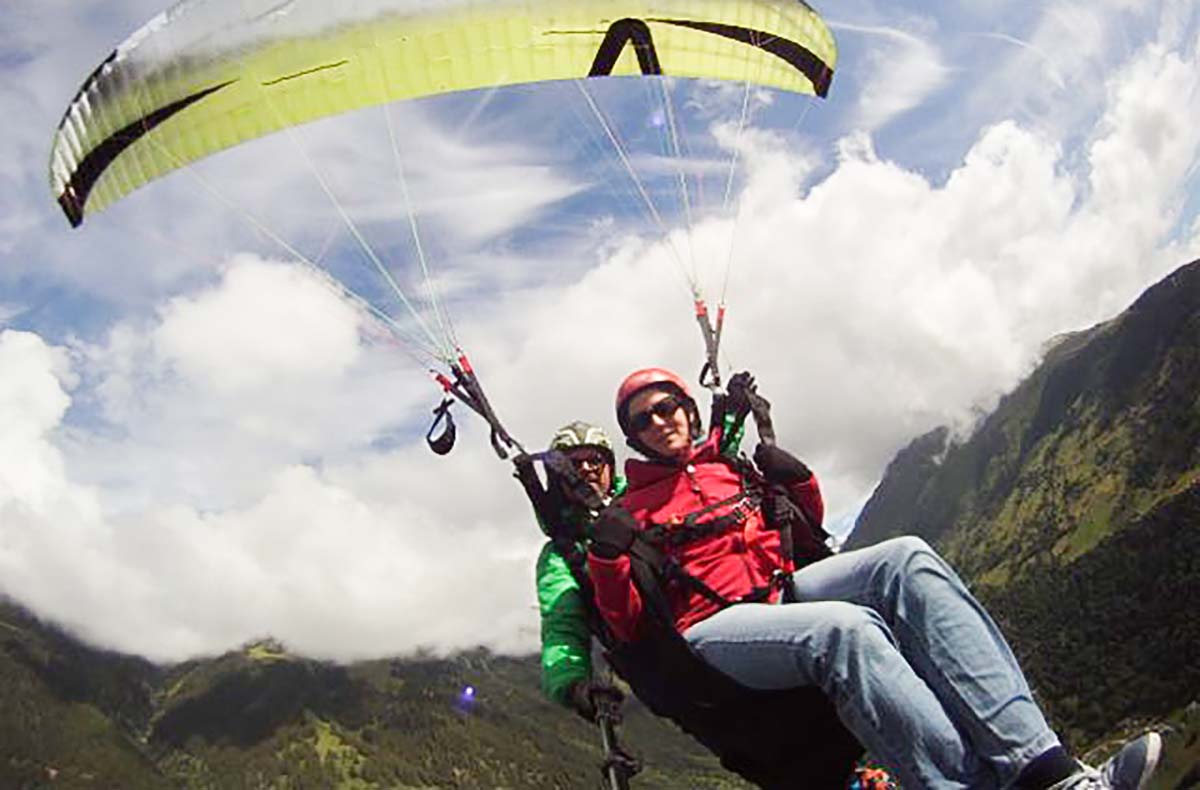 Gleitschirm-Tandemflug Fiesch (30 Min.)