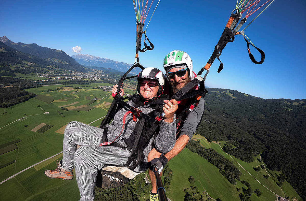 Gleitschirm Tandemflug Silbertal Rheinla...