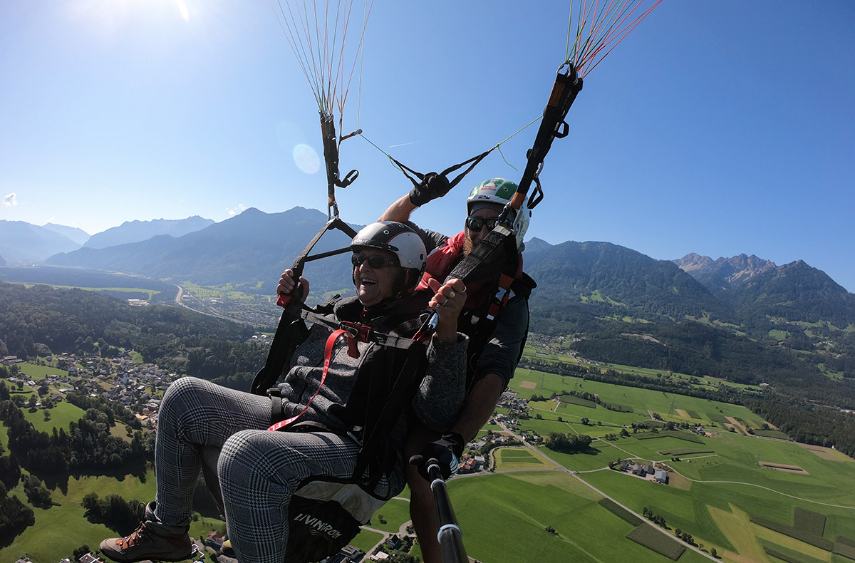 Gleitschirm Tandemflug Silbertal Rheinla...
