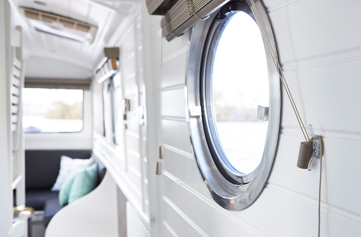 Hausboot Übernachtung in Hamburg für 2 (4 Tage) - Wasserabenteuer-Urlaub für waschechte Seebären