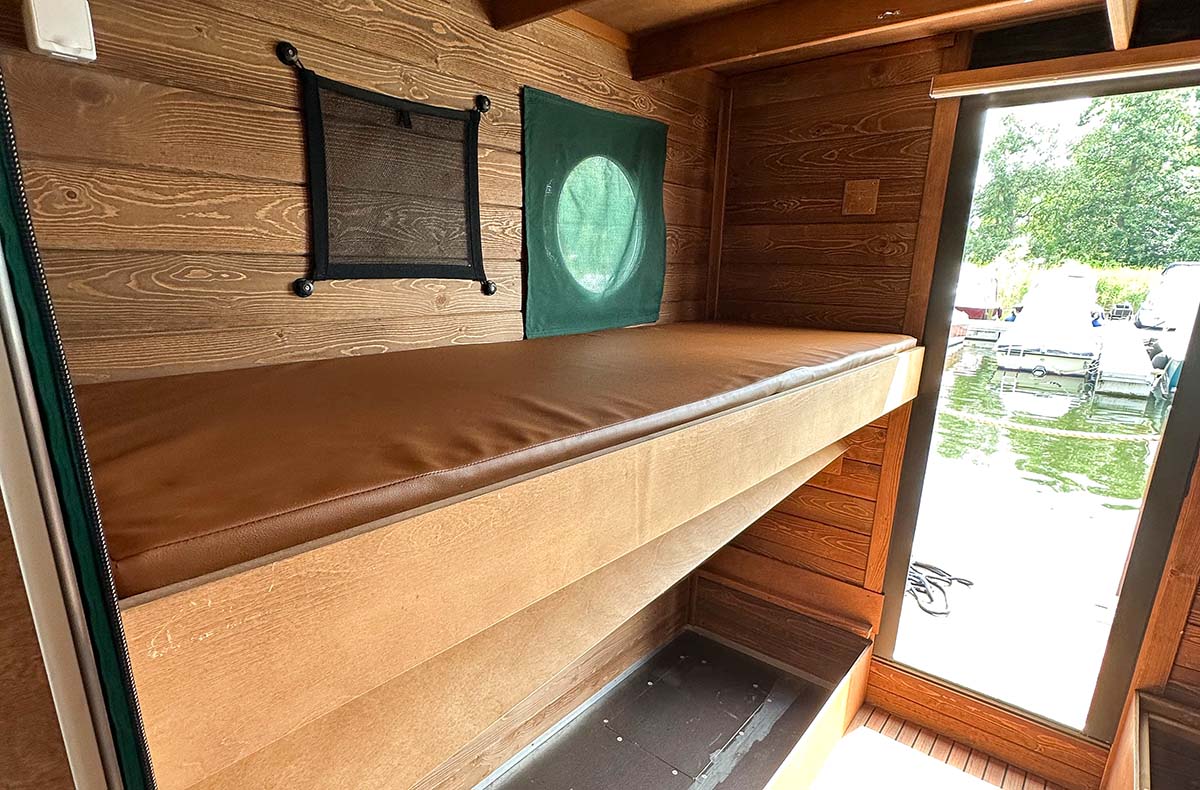 Hausboot Urlaub für 6 (4 Nächte) Priepert (6 Plätze - D7) Hausboot Urlaub für 6 (4 Nächte) Priepert (6 Plätze - D7)